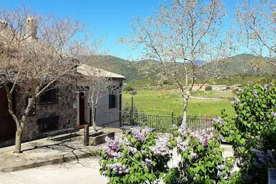 Image de Rural house with swimming pool in the Cabañeros National Park