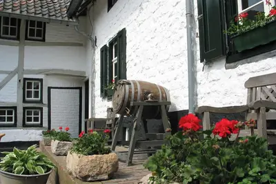 Image de Attractive 6-person vacation home with panoramic views near Valkenburg