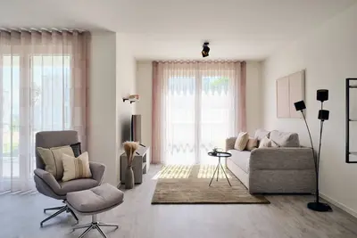 Image de Relax at Pine Hill Resort: New, modern apartment A 3 with garden view