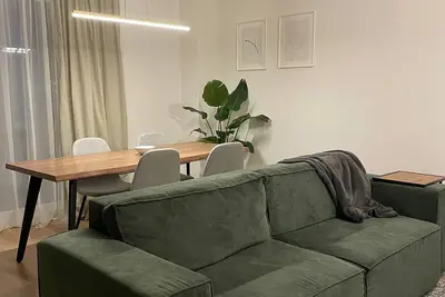 Image de Leafy Haven Hideout! Ev+Phev charging available!