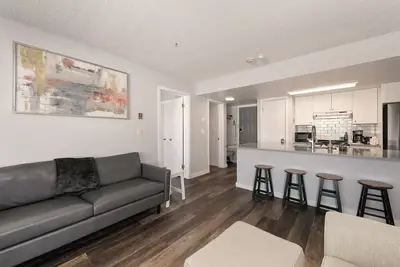 Image de 2 bed ground floor, pet friendly condo, ski-in/ski-out,