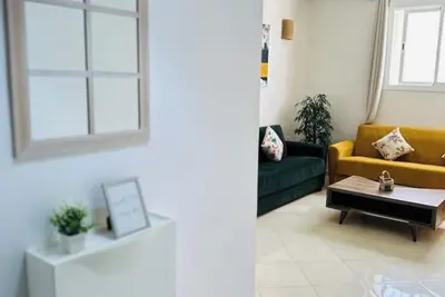 Image de Clean & Calm Apt - 1st Floor - Free Parking & Wifi - Equipped Kitchen