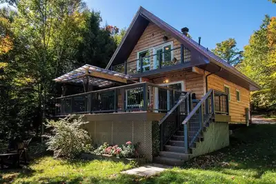 Image de Lee's Lakeside Lair - Trois Chambres Gîte, Couchages 6