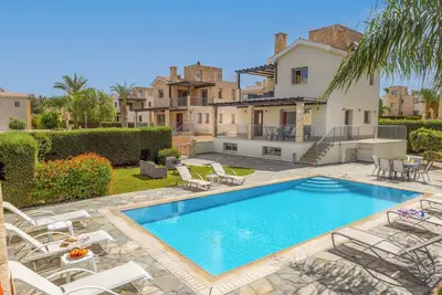 Image de Villa Prosperity - Quatre Chambres Villa, Couchages 8
