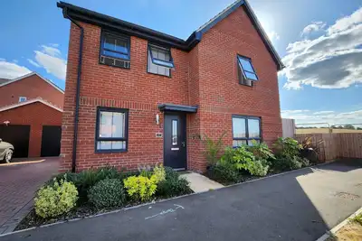 Image de Free Parking, Short & Long Relocation Stay, Insurance, Business. Great Location!