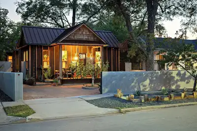 Image de ~Japanese Garden~ Downtown|Plunge|Wooden Jacuzzi