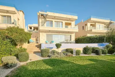 Image de Olymp Luxury Villa C - Beach front Luxury Paradise