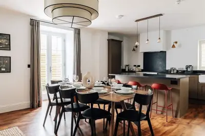 Image de Redland Apartments - Sleeps 12