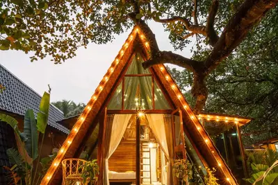 Image de Vrihi Boutique Resort: Nirja: Open-air Hot Tub: Luxury A-Frame: Mandrem Beach