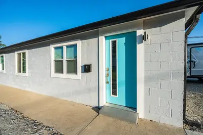 Columbia Commons - Quiet, Safe, & Near Mass Ave!