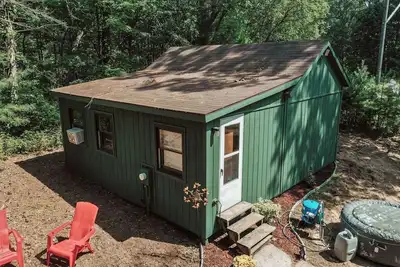 Image de Bee happy rustic cabin in Arkdale