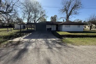 Image de Charming 3-Bedroom Short-Term Rental in Port Neches