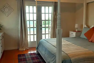 Image de Sea View Terrace, enjoy a short walk to the beach & beautiful evening sunsets.
