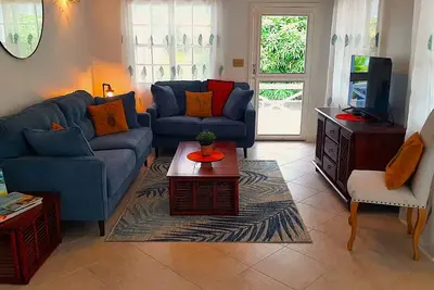 Image de Mango Tree Cottage with Chill Pool. Short Walk To The Beach