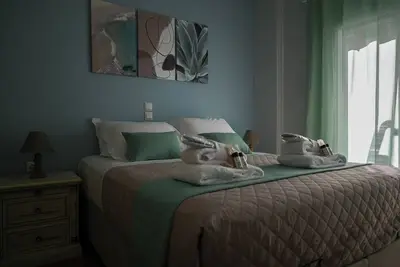 Image de Limping John's - Charmant T1 à Athènes, avec clim, WiFi 500 Mbps.