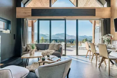 Image de Exclusive villa with mountain views and jacuzzi