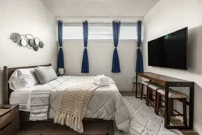 Image de Downtown Family Gem w/ Bunk Beds