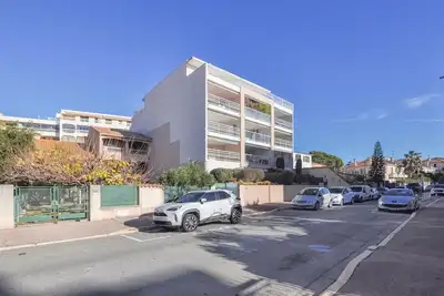 Image de Bel appartement à Fréjus avec WiFi