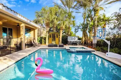 Image de Epic 8br Villa Theater Pool Sauna Gaming at Disney