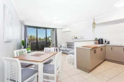 Image de Relax and Unwind in the Heart of Yeppoon Cbd!