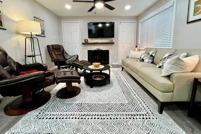 Image de Charming 2-bedroom condo near SeaTac airport