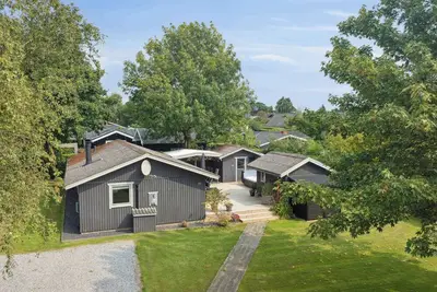 Image de Lovely cottage in Pøt Strandby