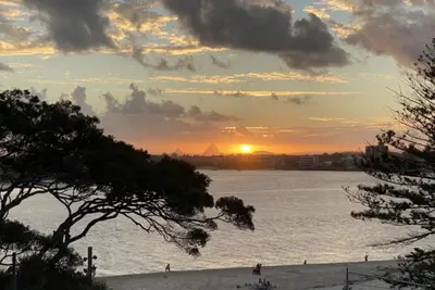 Image de Lowanna Unit 11 - Just a short walk to Caloundra's top restaurants