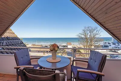 Image de Schaumkrönchen vacation apartment with balcony in the Strandburg in Scharbeutz