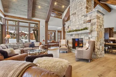 Book a Summer Getaway Today! Keystone Mountain Home with Private Hot Tub, Fire Pit, and Fireplace!