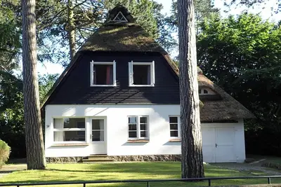 Image de Vacation home on the beach grove with terrace in Niendorf