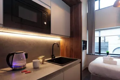 Modern Studio Located in Central Hastings