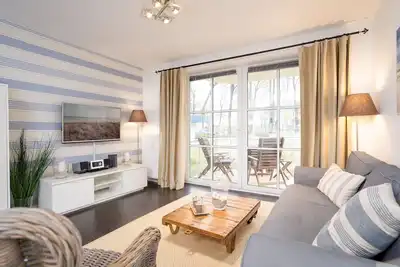 Image de Vacation apartment Heimathafen Niendorf with balcony