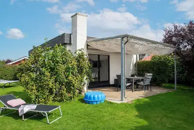 Image de Vacation bungalow cottage by the sea with terrace in Haffkrug