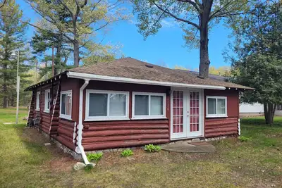Image de Chappy's Cabin - Very Cute, Comfy, and Traditional!