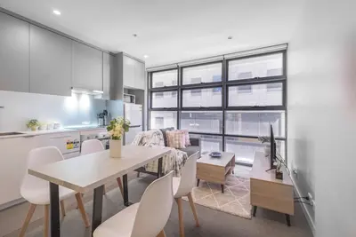 Image de This apartment is a 2 bedroom(s), 1 bathrooms, located in Melbourne, Vic.