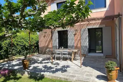 Image de Maison avec piscine face au Luberon