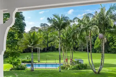 Image de Byron Creek Estate - An Exquisite Retreat Nestled in the Heart of Coopers Shoot's Scenic Countryside