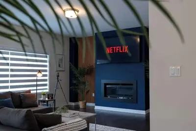 Image de Spacious Modern Orillia Family Retreat