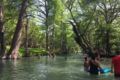 Image de Hill Country Glamping Escape: Cozy Rv with Pool