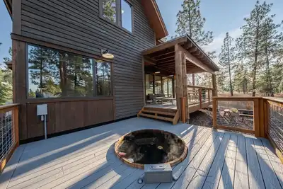 Image de Wilderness Club Cabin – Sleeps 7