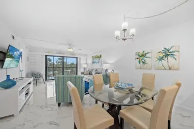 Image de Recently Remodeled 2 Bedroom Condo on Sanibel with Gulf Views! !