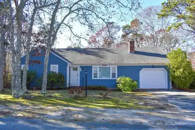 Image de 3 bedroom home, quick drive to Northside Beaches