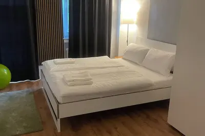 Image de Quiet apartment 4 min from the cathedral with office and balcony