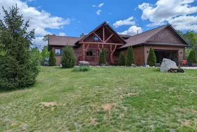 Image de The Cabin at The Land of the Yellow River Rentals