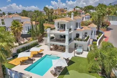 Image de New and Exclusive villa in Nueva Andalucía