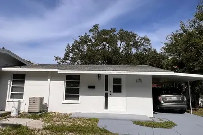 Image de Charming 2-bedroom apartment in fantastic Bradenton with Ac, WiFi