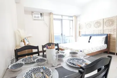 Image de 10th Flr Studio in Manhattan Heights Walking Distance Araneta Coliseum Cubao Qc