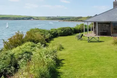 Image de 7 bedroom accommodation in St Ishmaels Musslewick, near Broad Haven