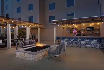 Image de Queen Twins Adventure, Hotel Indigo Austin, Family Pool Time, 2 Rooms