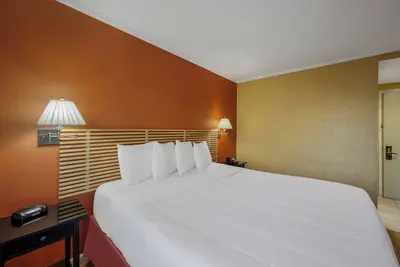 Image de Charming 1 bedroom hotel with Ac and WiFi in pleasant Jamaica